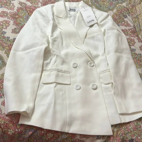 Beautiful Set - Picture 3 of 11